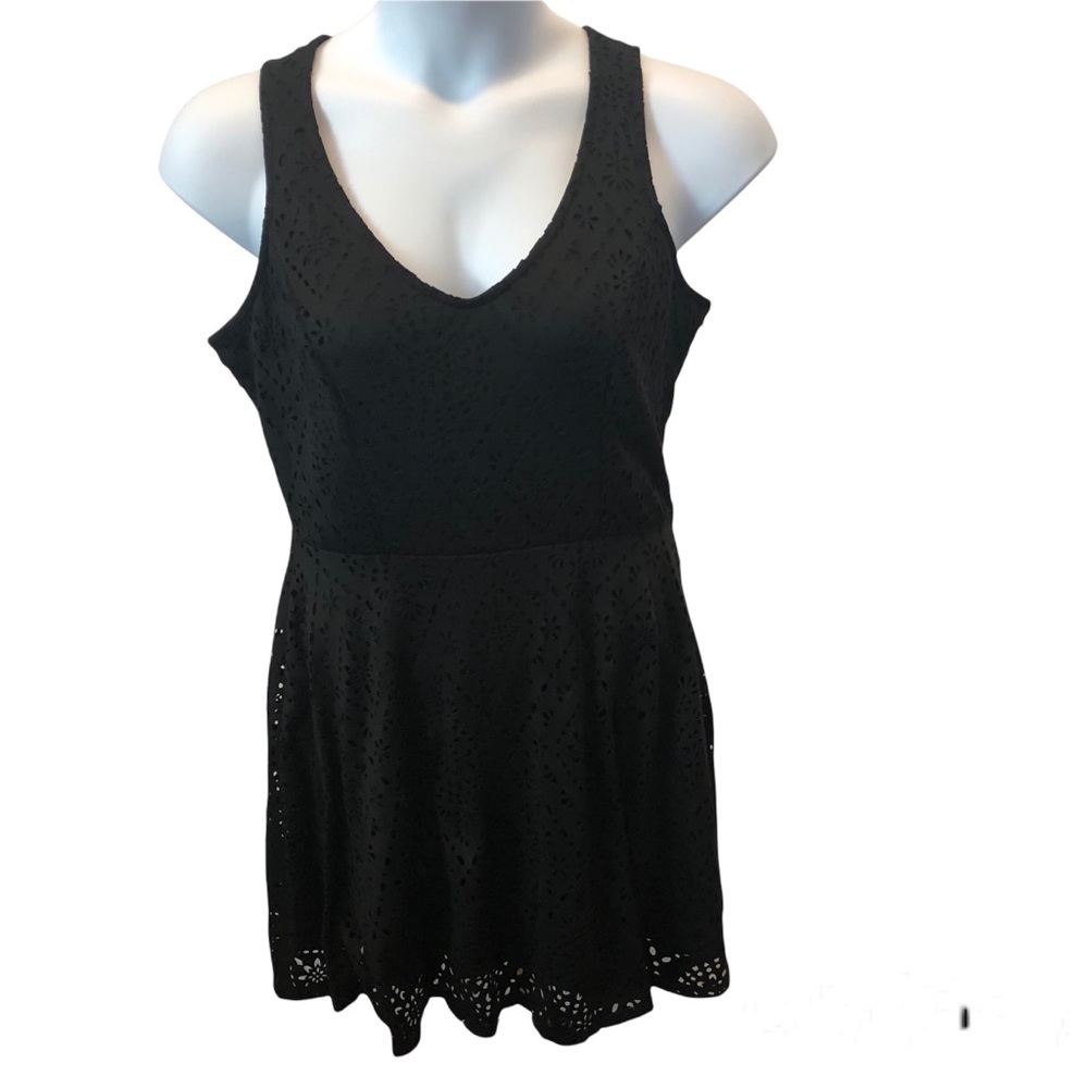 CANDIES BLACK KEY HOLE DRESS